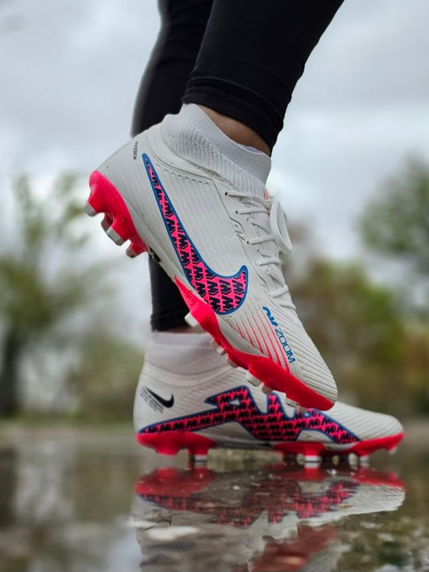 کفش فوتبال ویپور۱۵ سفید صورتی Nike vapor15