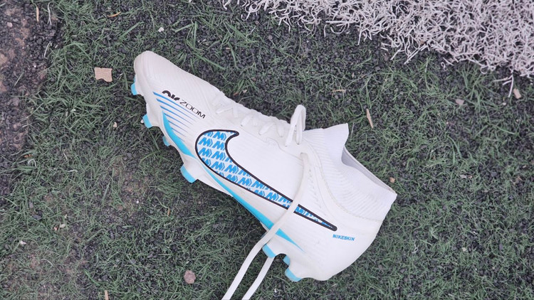 کفش فوتبال ویپور۱۵ سفید آبی Nike vapor15