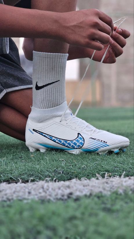 کفش فوتبال ویپور۱۵ سفید آبی Nike vapor15