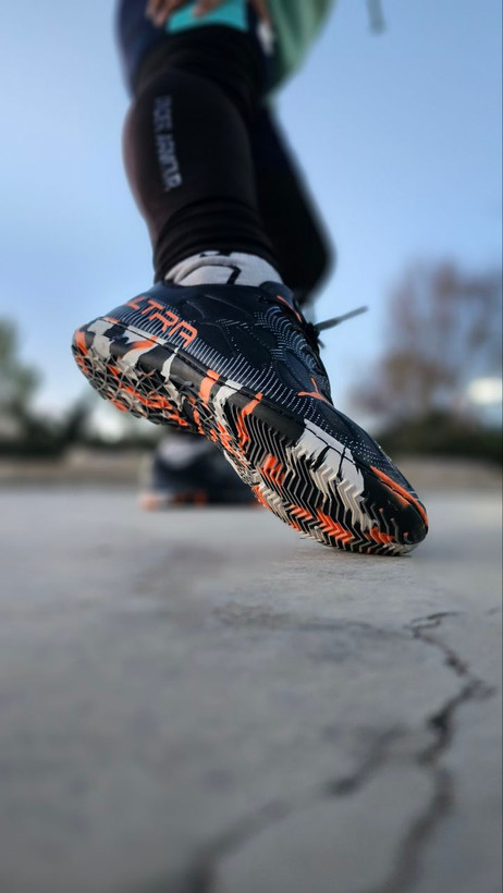 کفش فوتسال پوما الترا مشکی نارنجی Puma Ultra