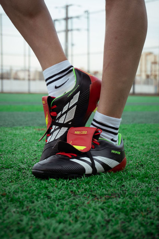 کفش فوتبال بلینگهام مشکی قرمز Adidas Bellingham