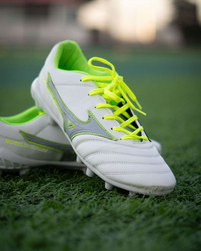 کفش فوتبال میزانو مورلیا سفید سبز Mizuno Morelia