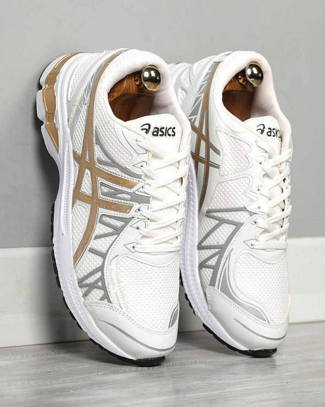 کفش اسپورت اسیکس سفید Asics