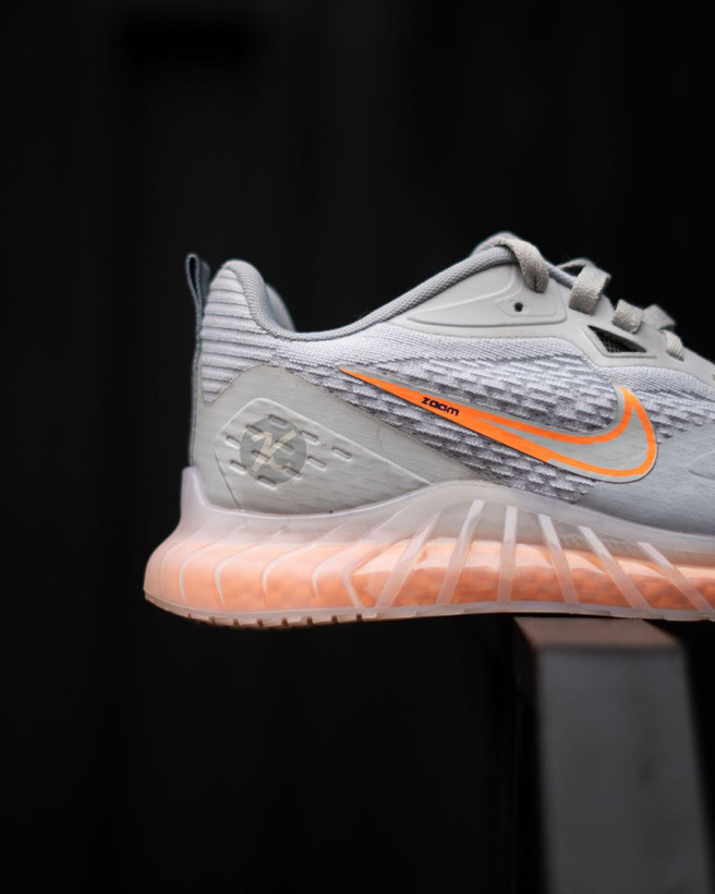کفش اسپورت نایک زیره شیشه ای طوسی نارنجی Nike