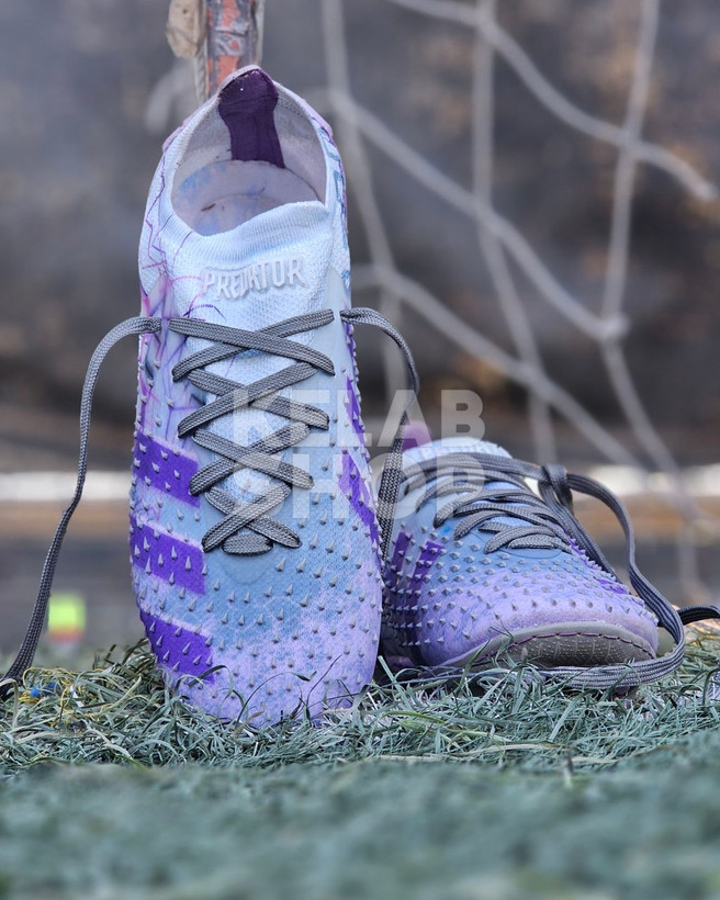 کفش فوتبال آدیداس پردیتور فریک ۲۰۲۴ سفید بنفش Adidas Predator Freak