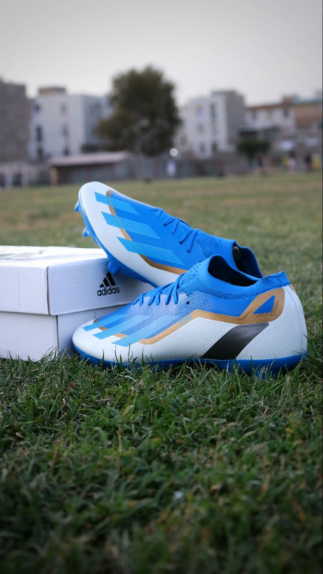 کفش فوتبال آدیداس ایکس کریزی فست سفید آبی Adidas X crazyfast