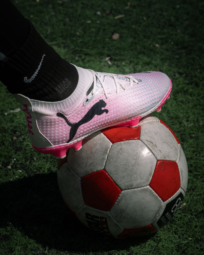 کفش فوتبال پوما فیوچر 7 آلتیمیت سفید Puma Future7 Ultimate