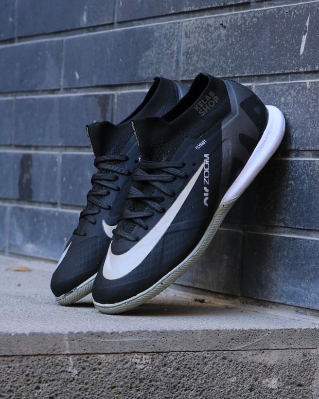 کفش فوتسال نایک ایرزوم مشکی ساقدار Nike Airzoom نایک نقره ای