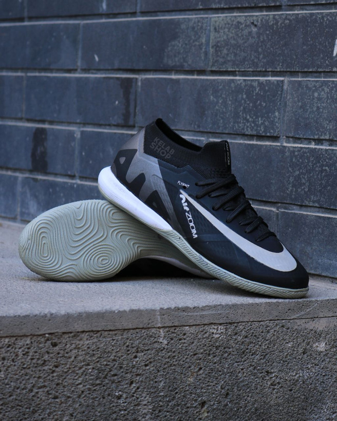 کفش فوتسال نایک ایرزوم مشکی ساقدار Nike Airzoom نایک نقره ای