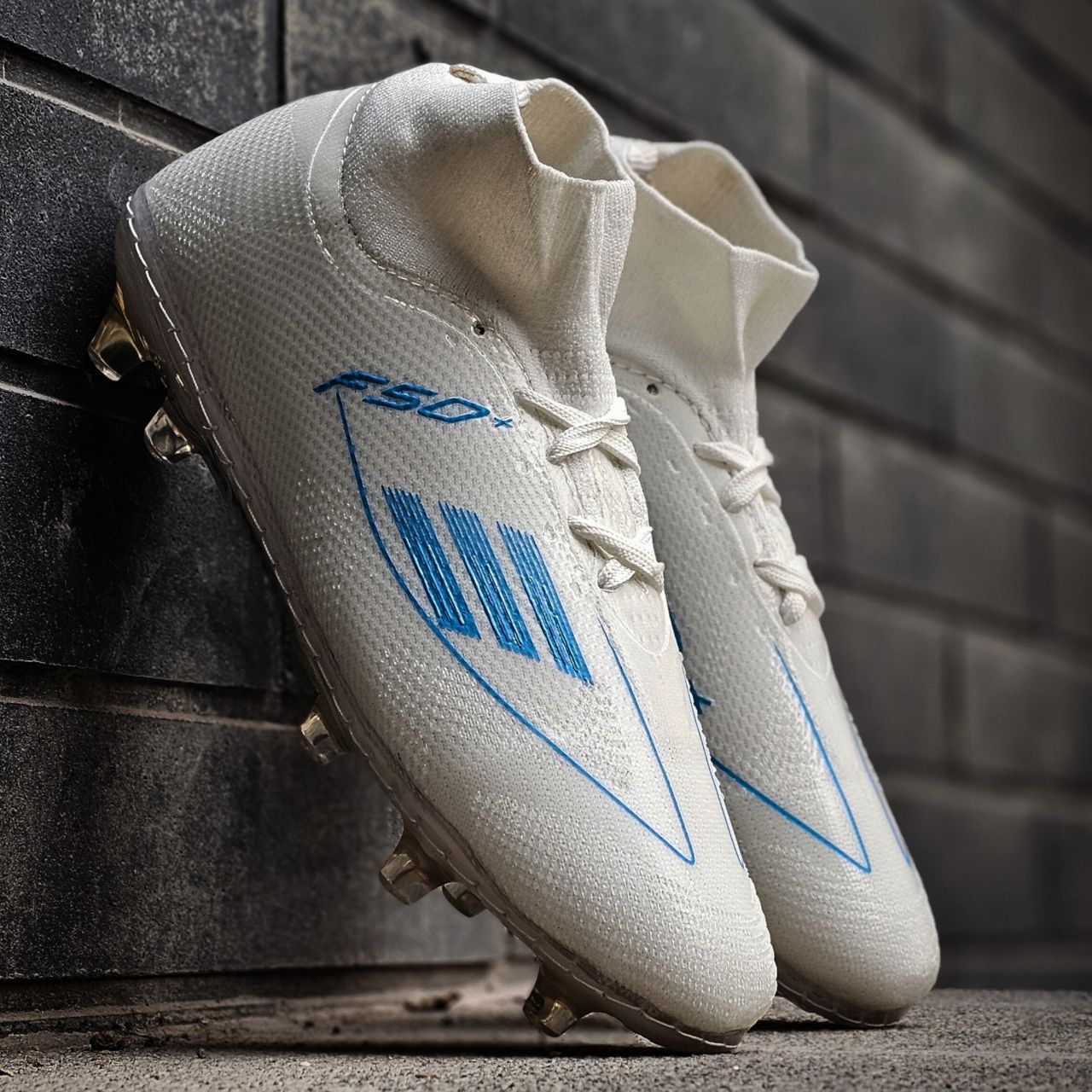 کفش فوتبال آدیداس f50 الایت سفید آبی Adidas F50 Elite