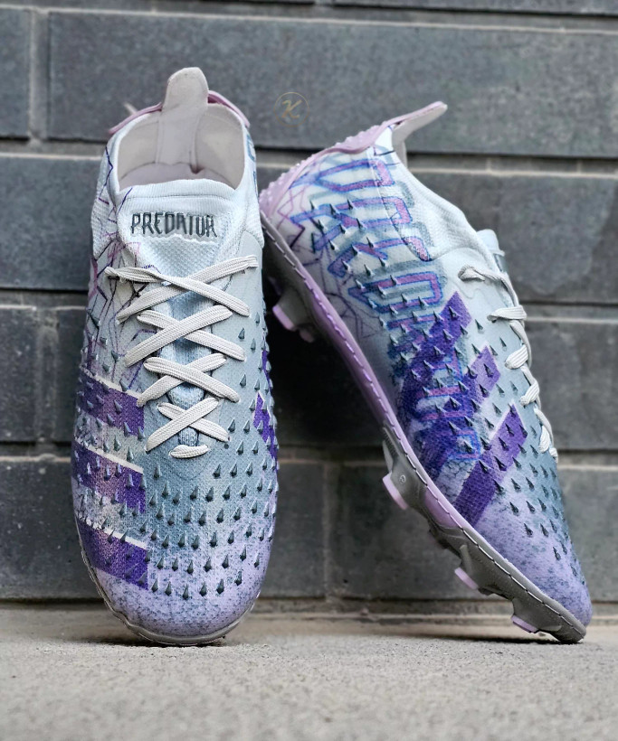 کفش فوتبال آدیداس پردیتور فریک ۲۰۲۴ سفید بنفش Adidas Predator Freak