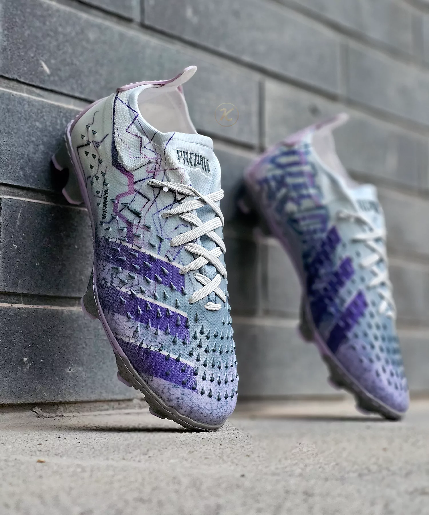 کفش فوتبال آدیداس پردیتور فریک ۲۰۲۴ سفید بنفش Adidas Predator Freak